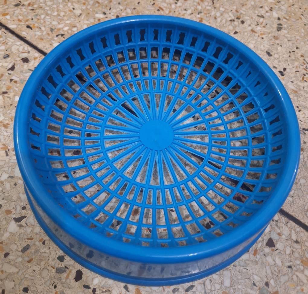 Plastic Breeding Nest Bowl for Pigeon - 2 Pcs Set