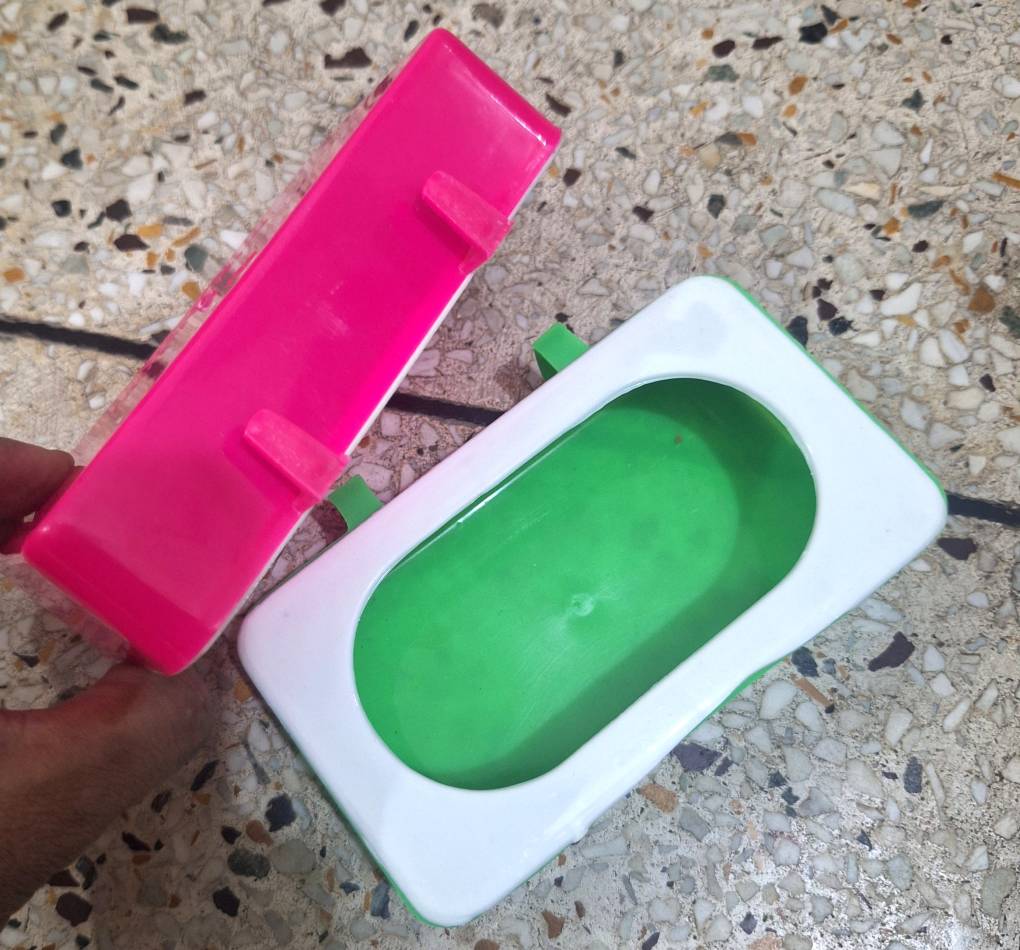 Medium Size Plastic Food Pot for Birds - Rectangle Shape, Multi-Color (2 Pcs Set)